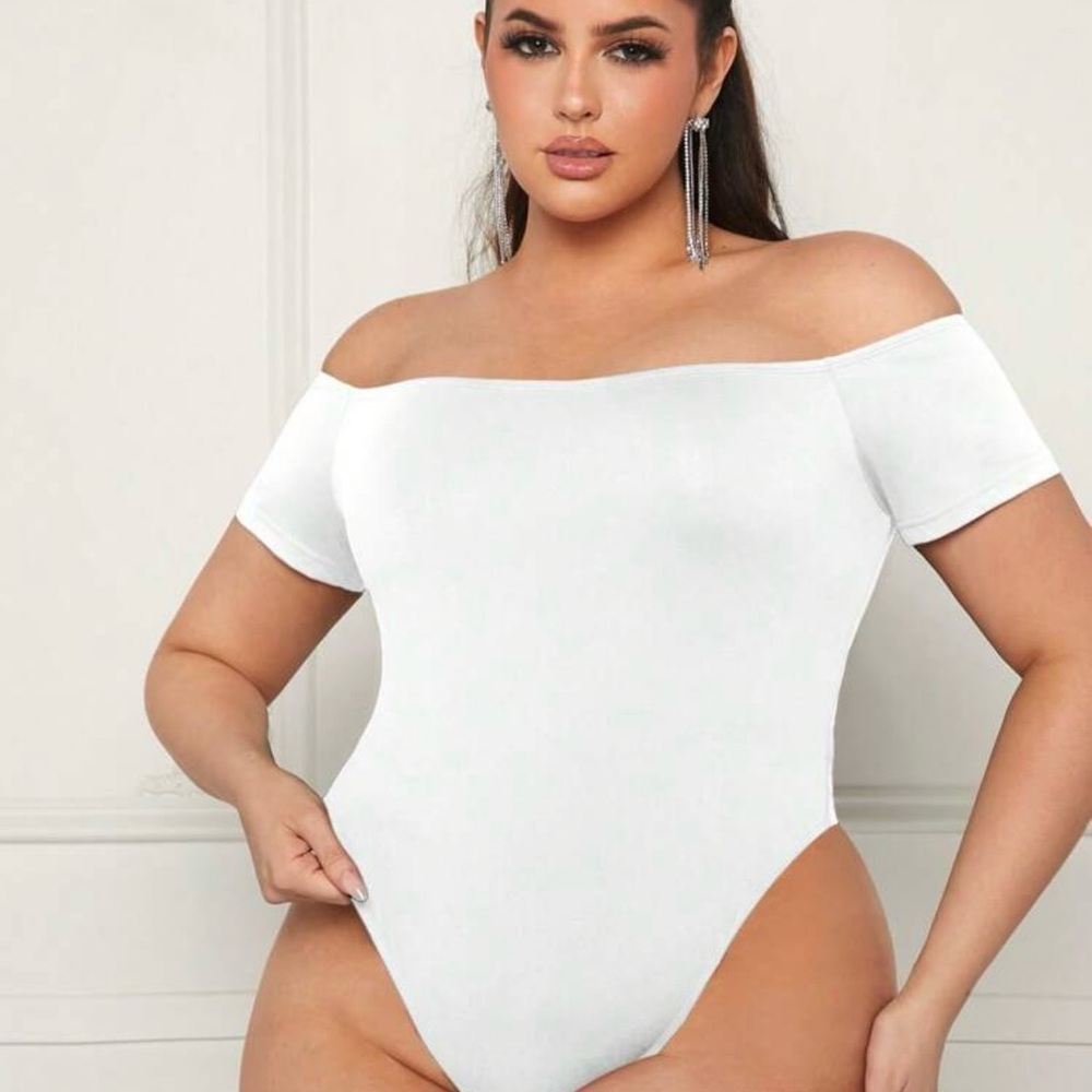 Plus Size Women's Off Shoulder Bodvsuit T-Shirt